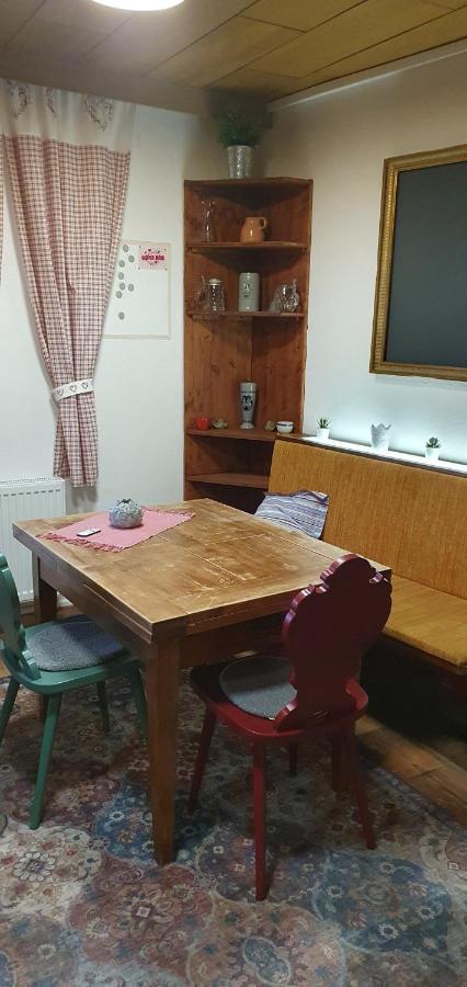 Ferienwohnung Vogl Mit Klimaanlage Und Kaminofen Viechtach Bagian luar foto