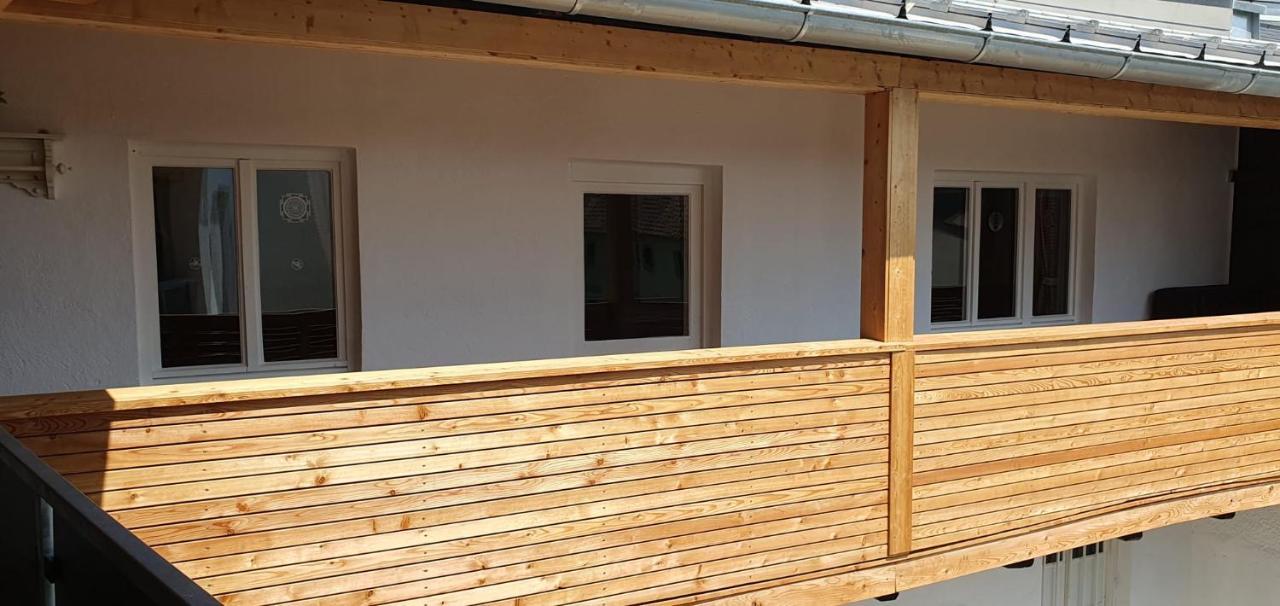 Ferienwohnung Vogl Mit Klimaanlage Und Kaminofen Viechtach Bagian luar foto
